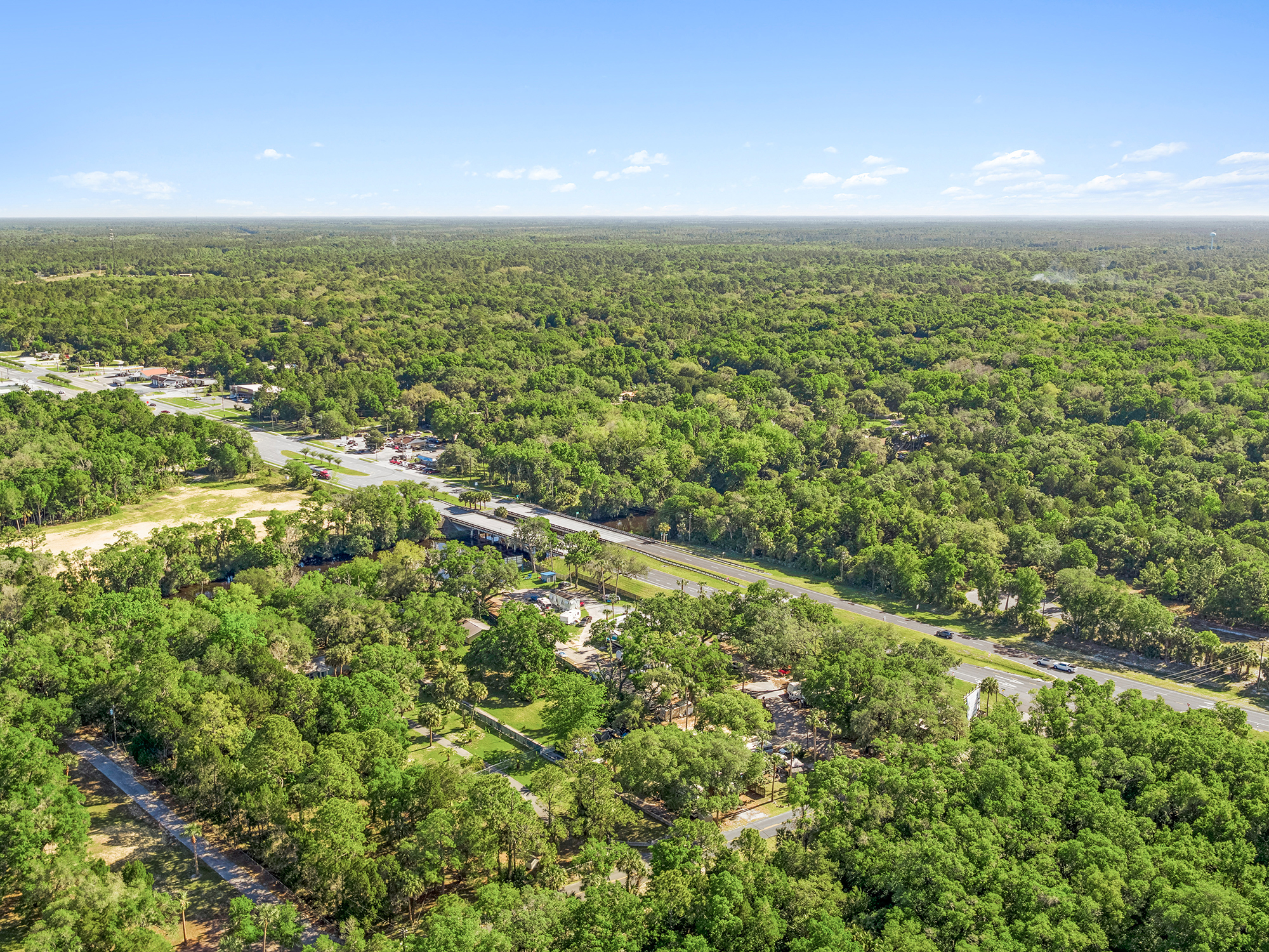 Big Oaks River Resort with full hookup sites and riverfront access