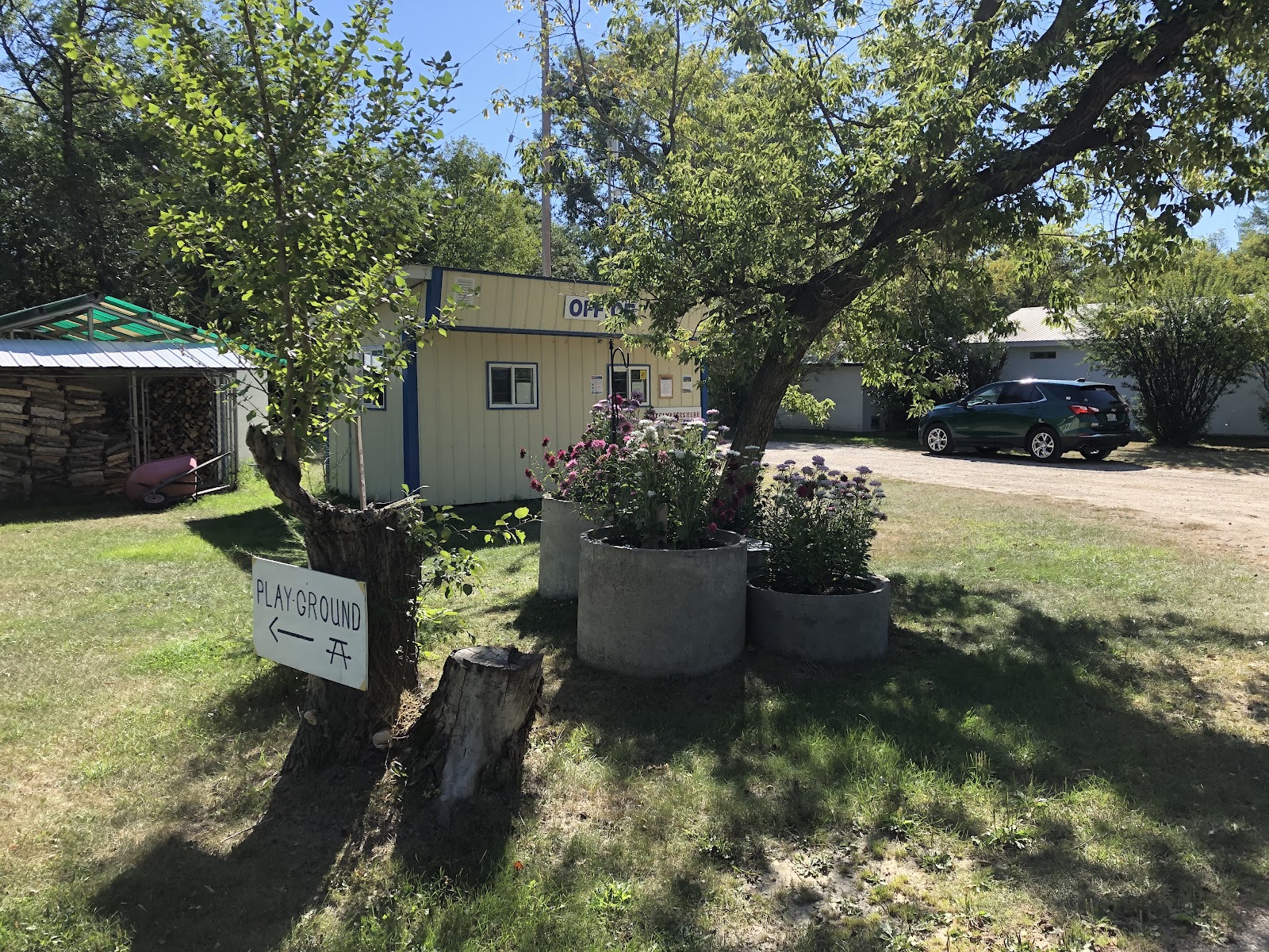 Sites VR au terrain de camping Virden Lions Park avec branchements complets