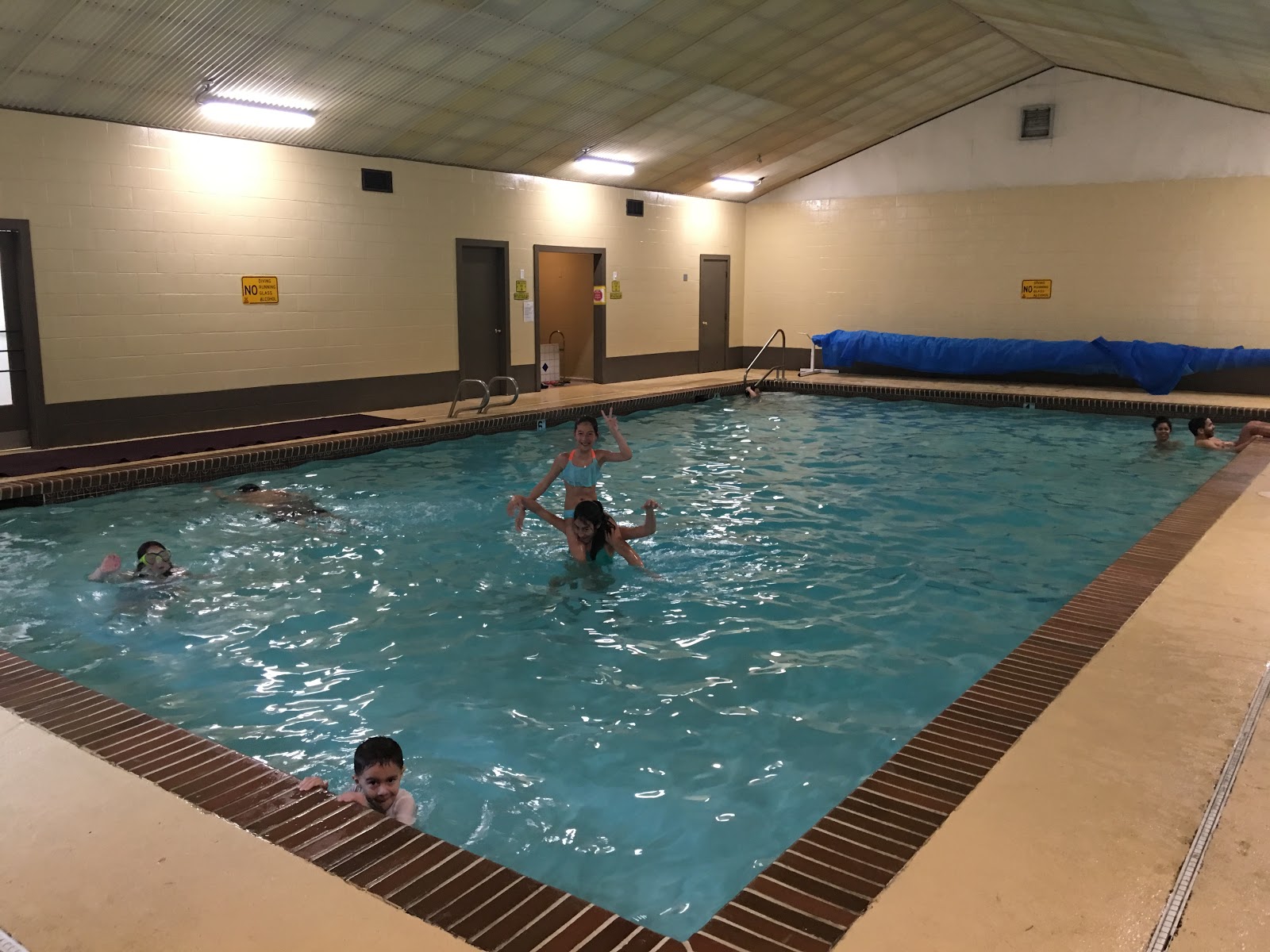 Burlington KOA Holiday with spacious RV camping sites