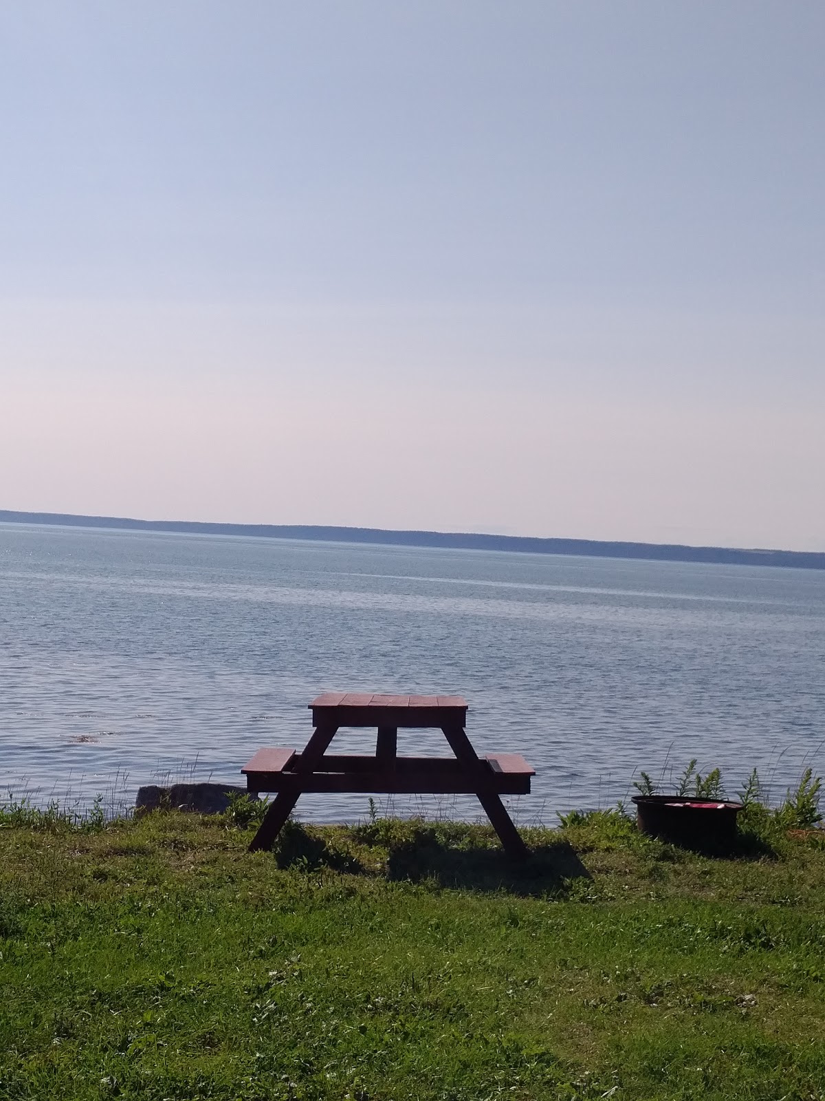 Camping Belle Baie en bord de océan avec branchements complets