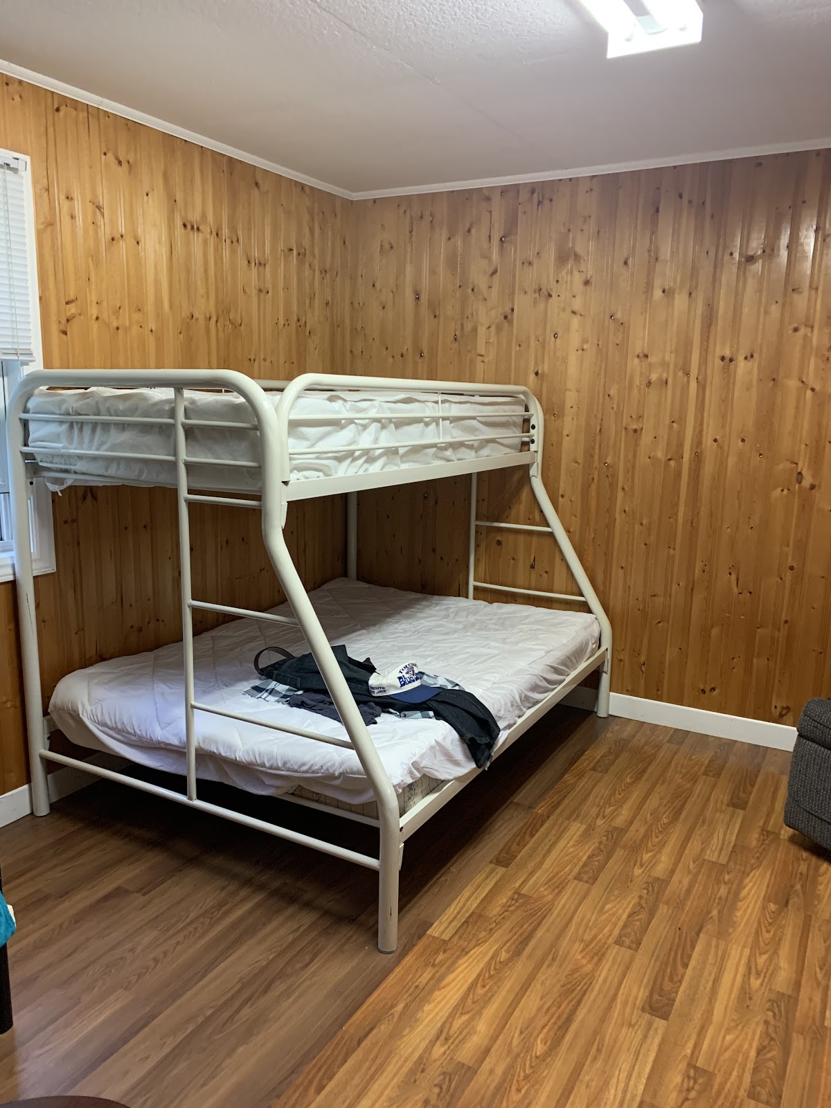 Sprybay Campground and Cabins campground facilities