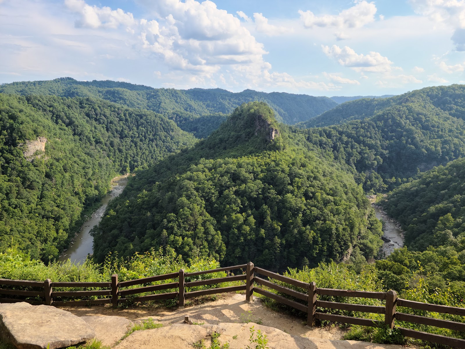 Breaks Interstate Park Pictures, Features & Amenities RVezy Campgrounds