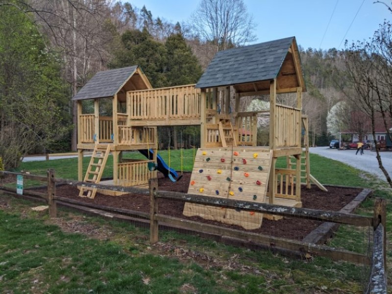 Localisation en bord de ruisseau de Mountain Stream RV Park