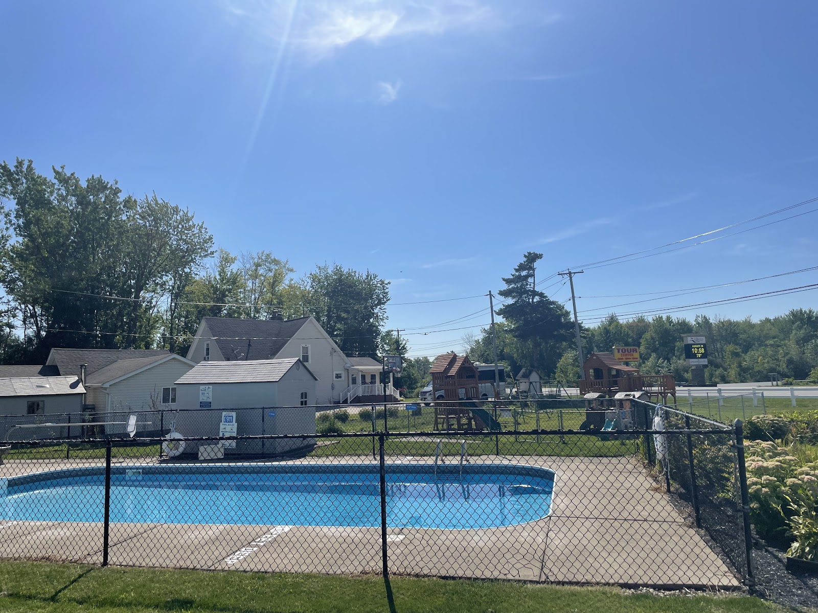 Niagara Falls Campground and Lodging