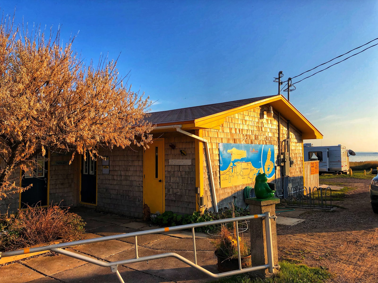 Beachfront RV sites at Plage Saint Pierre