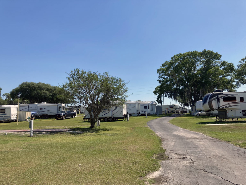 Ducky's Day Off RV Park avec thématisation et zones familiales