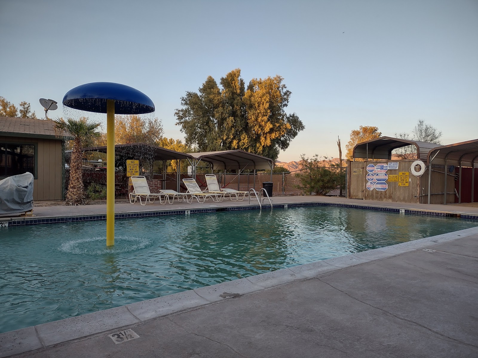 Barstow KOA overview