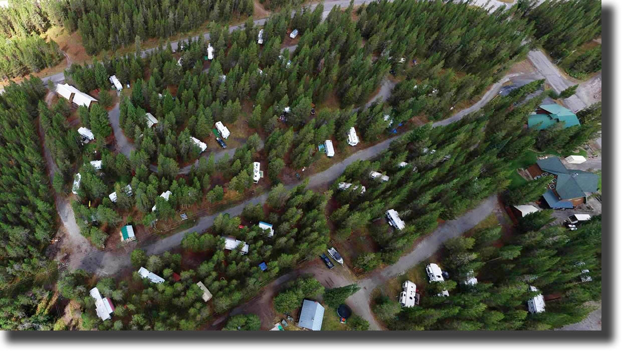 Emplacements et installations du Yellowstone RV Park at Mack's Inn