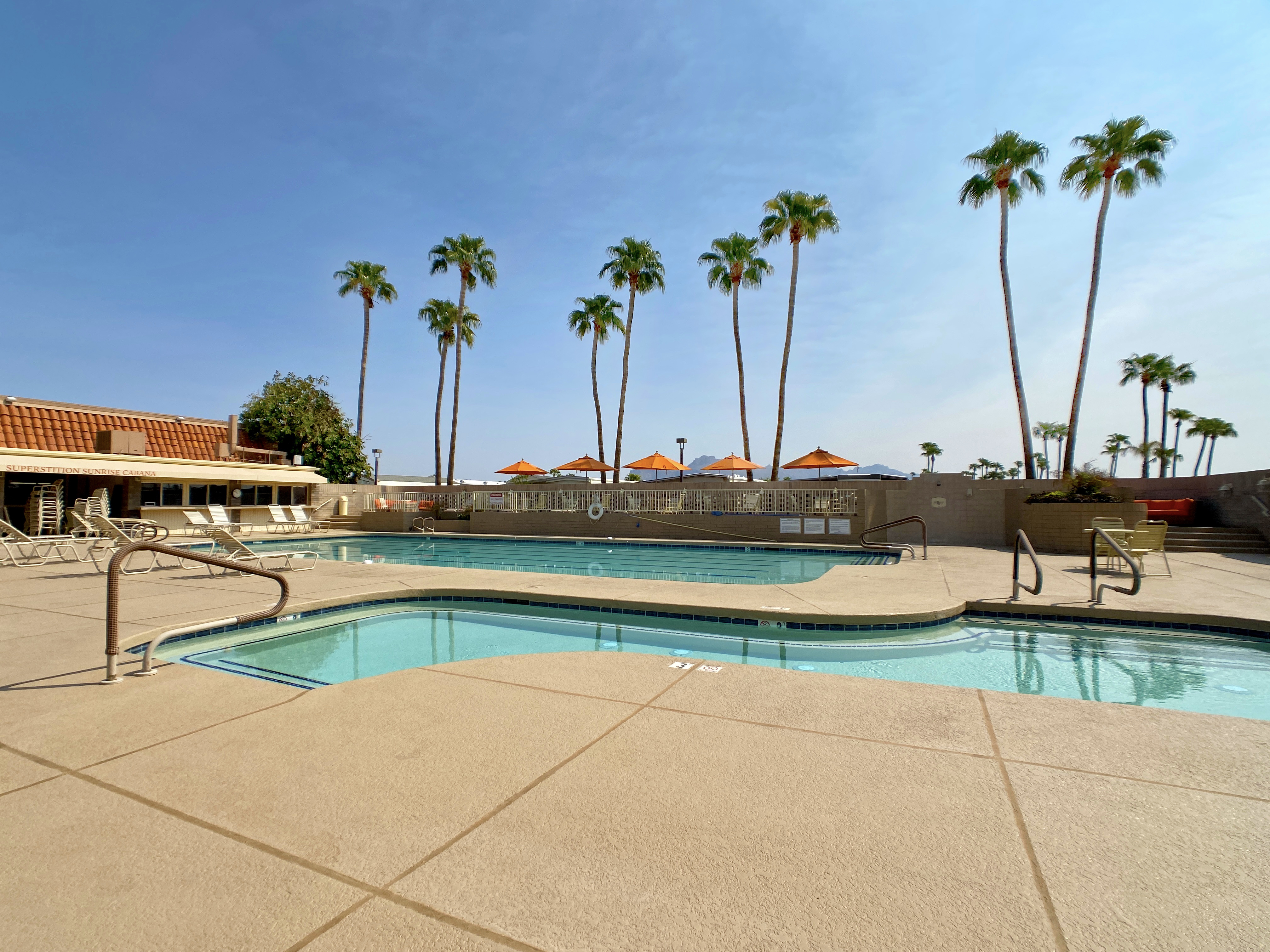 Piscines et zones de loisirs de Superstition Sunrise RV Resort