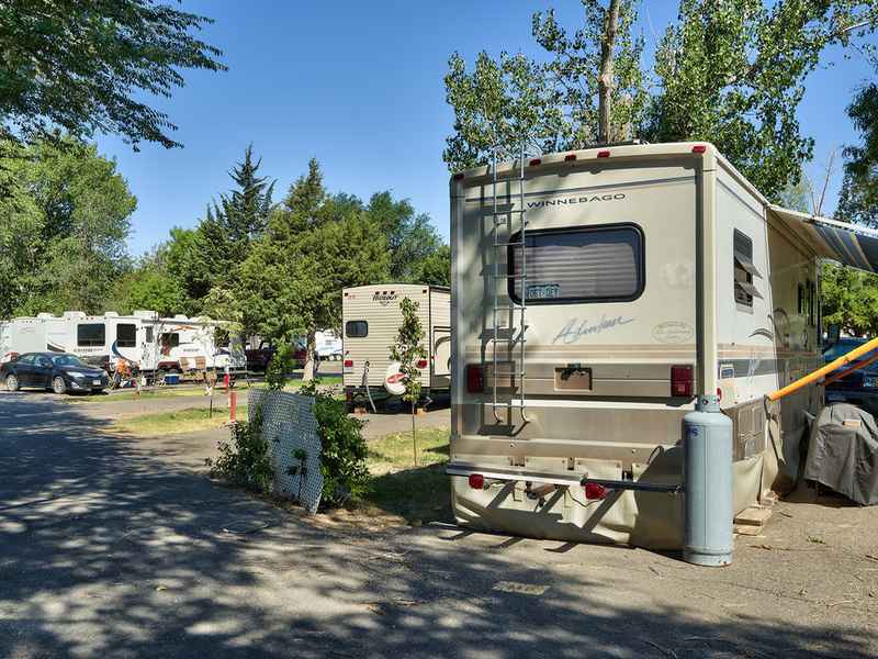 RV Ranch at Grand Junction avec sites en enfilade spacieux