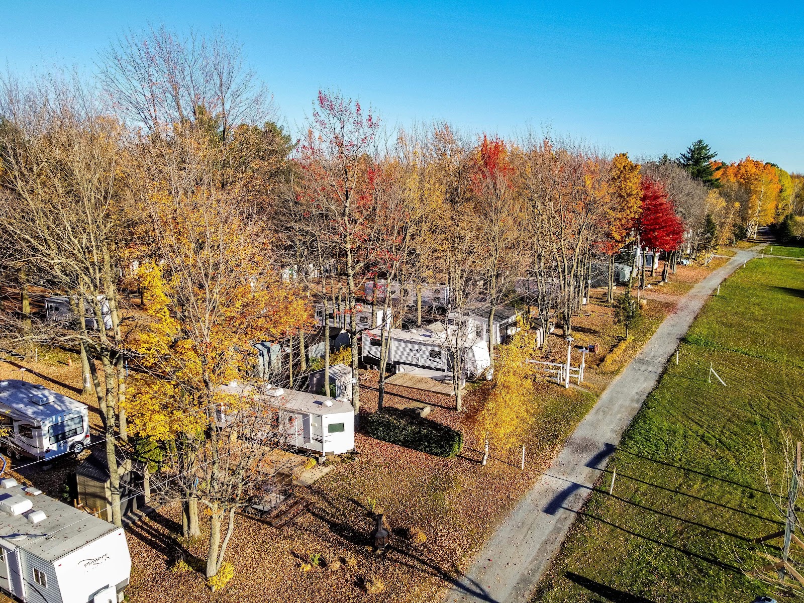 Terrain de camping Camping Domaine Madalie pour familles