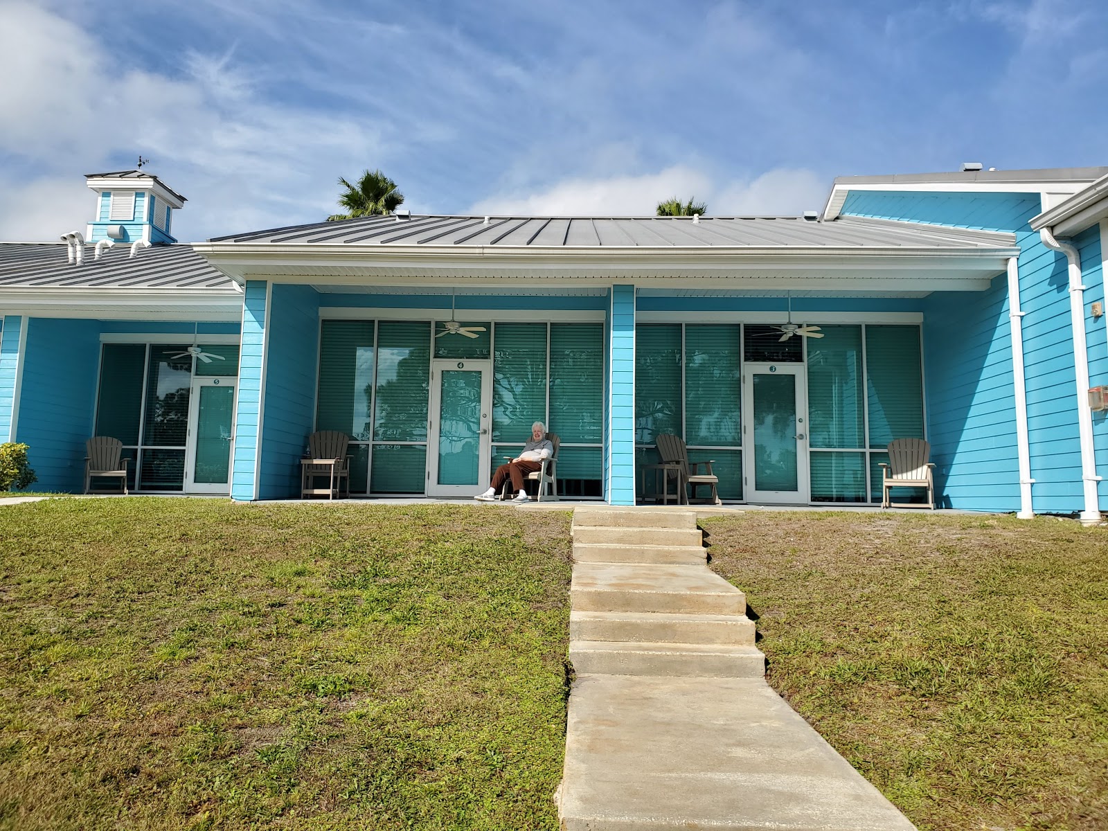 Dunedin RV Resort and Blue Moon Inn Pictures, Features & Amenities