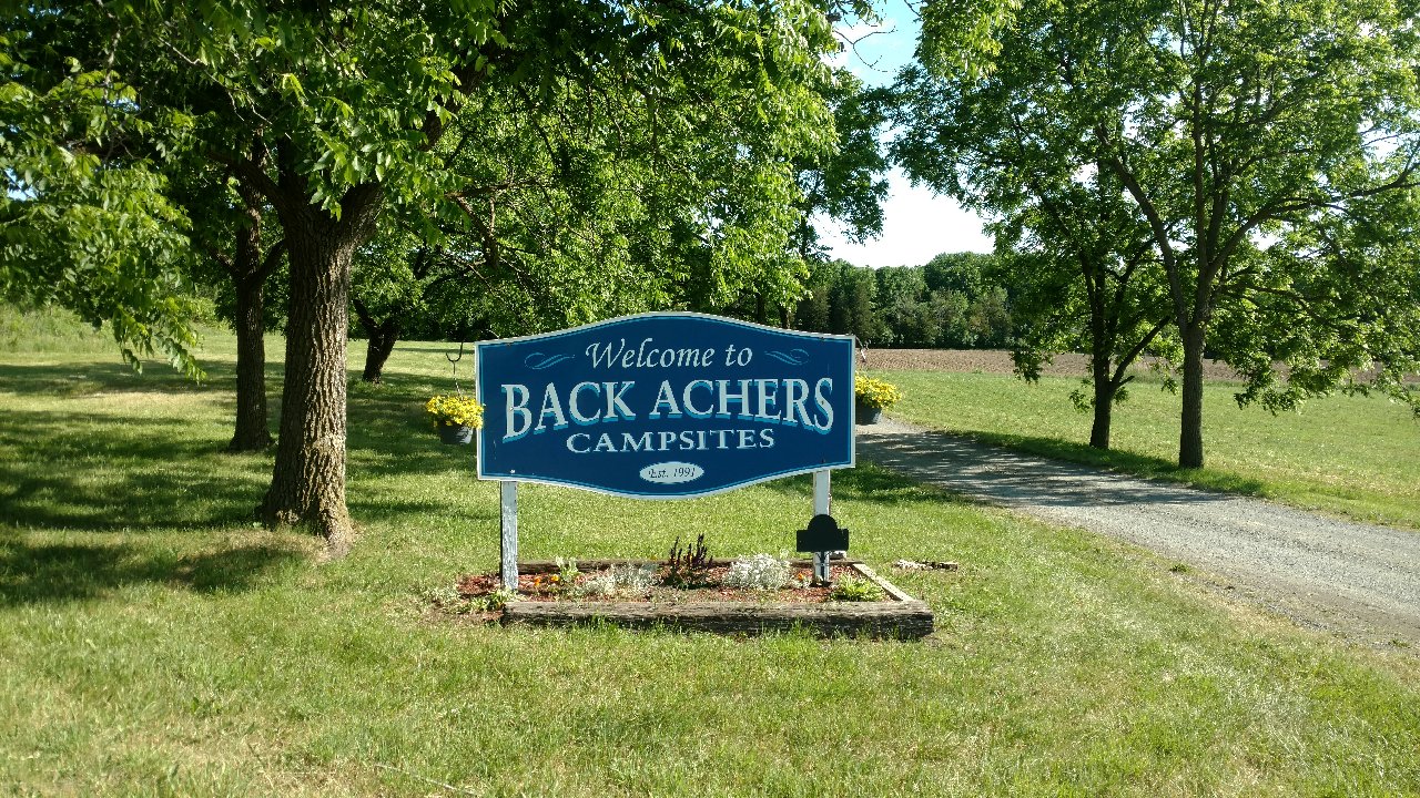 Back-Achers Campsites entrance
