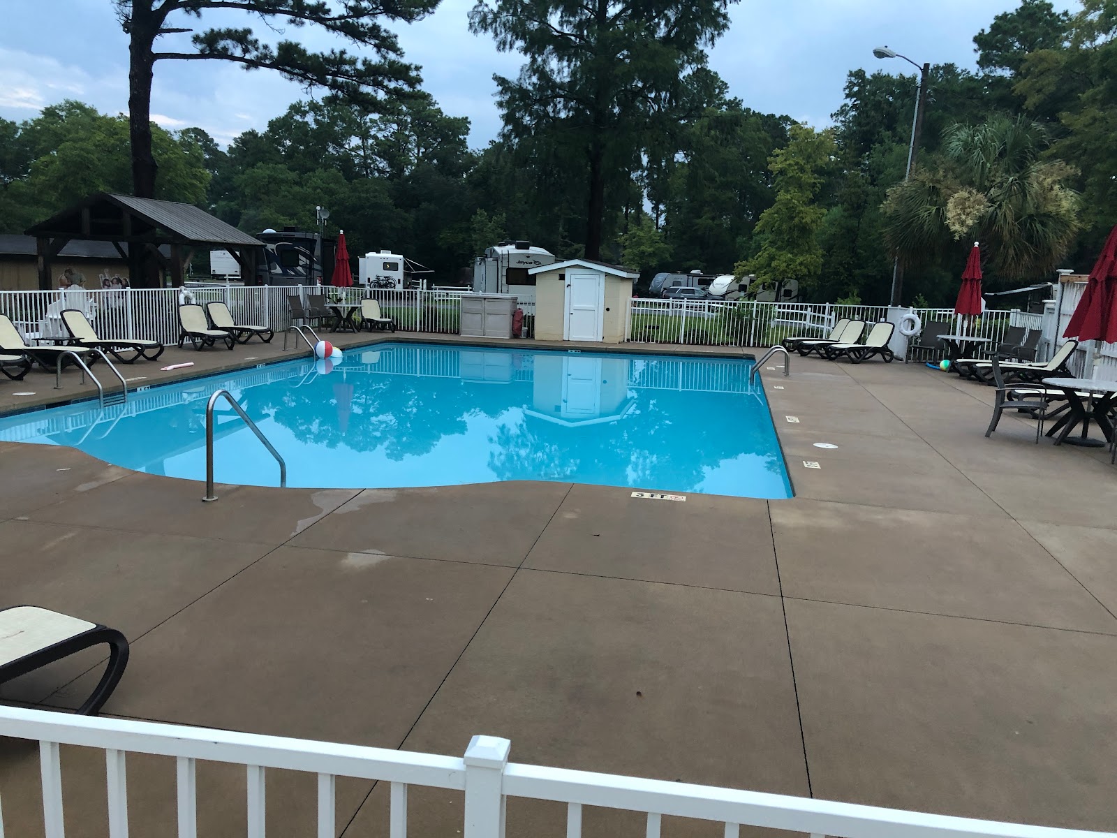 Wilmington KOA Holiday pool area
