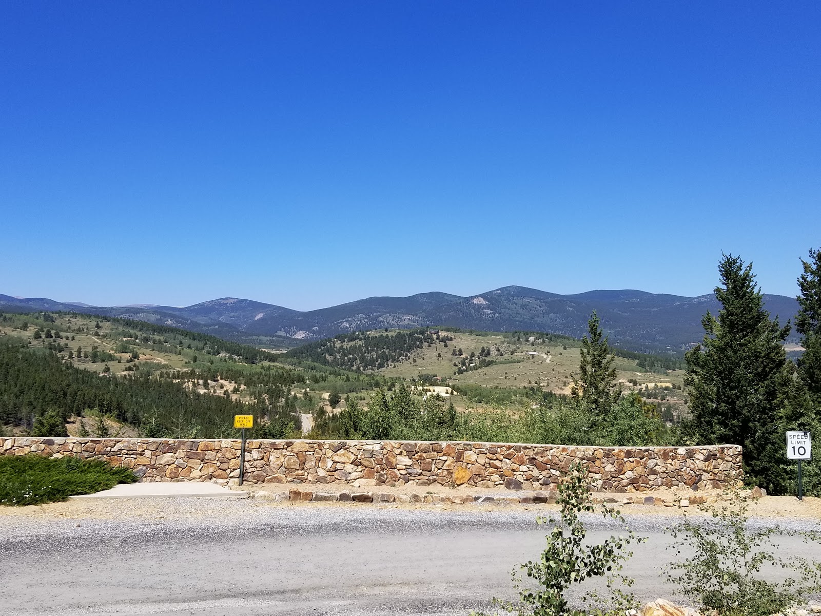 Denver West KOA Holiday foothills location