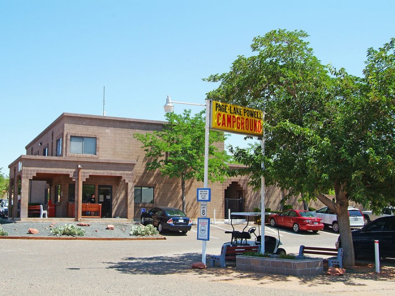 Page Lake Powell Campground with RV sites and facilities