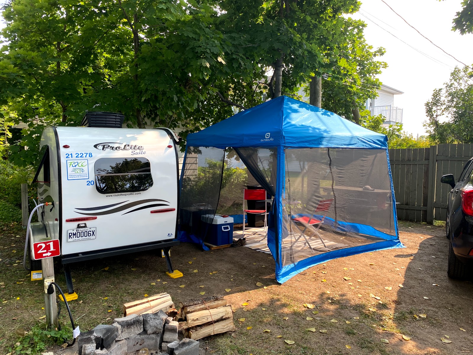 Terrain de camping en bordure de rivière de Camping Au Bonnet Rouge