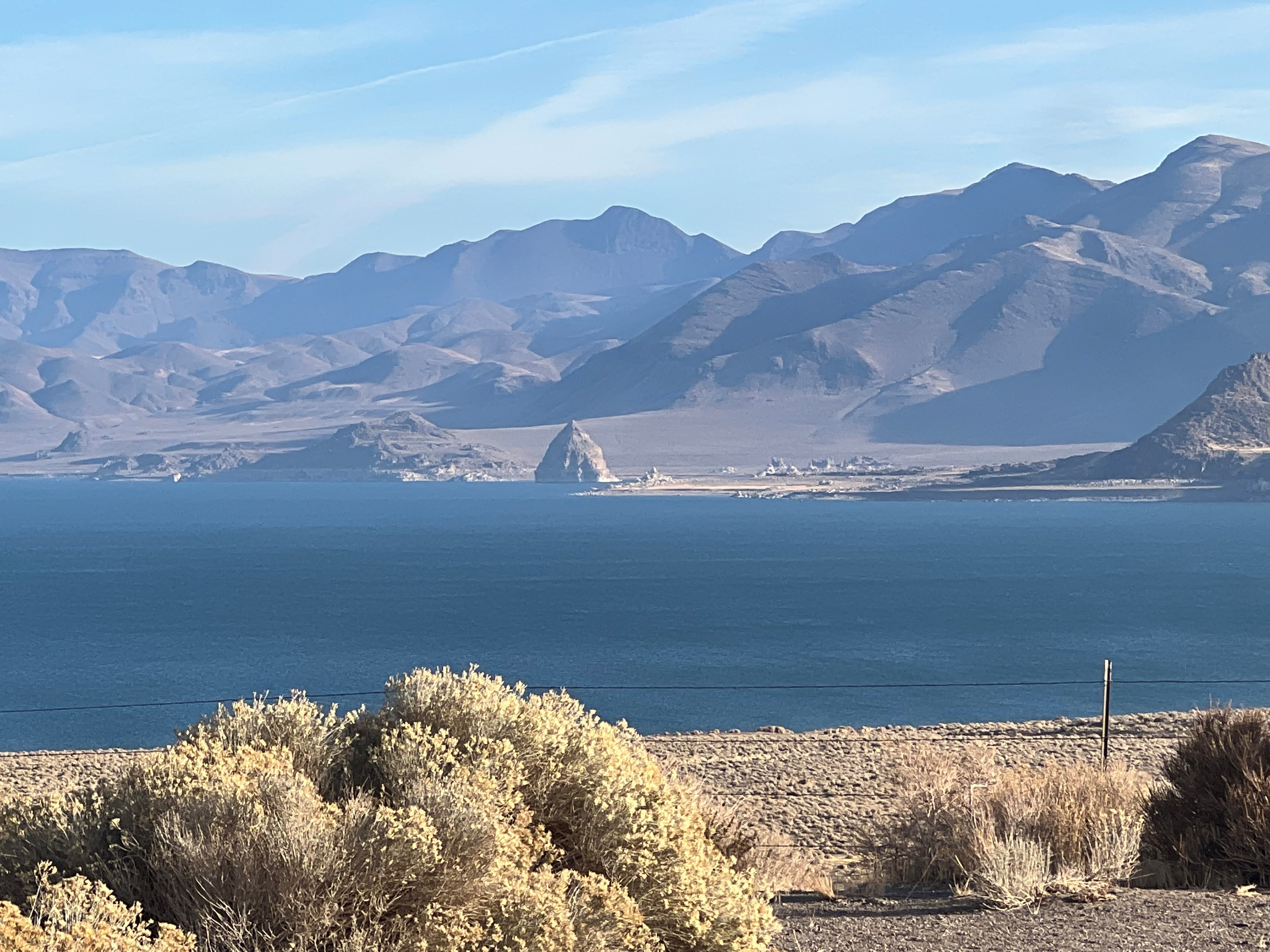 Pyramid Lake Marina RV Park with lakeside RV sites and fishing access
