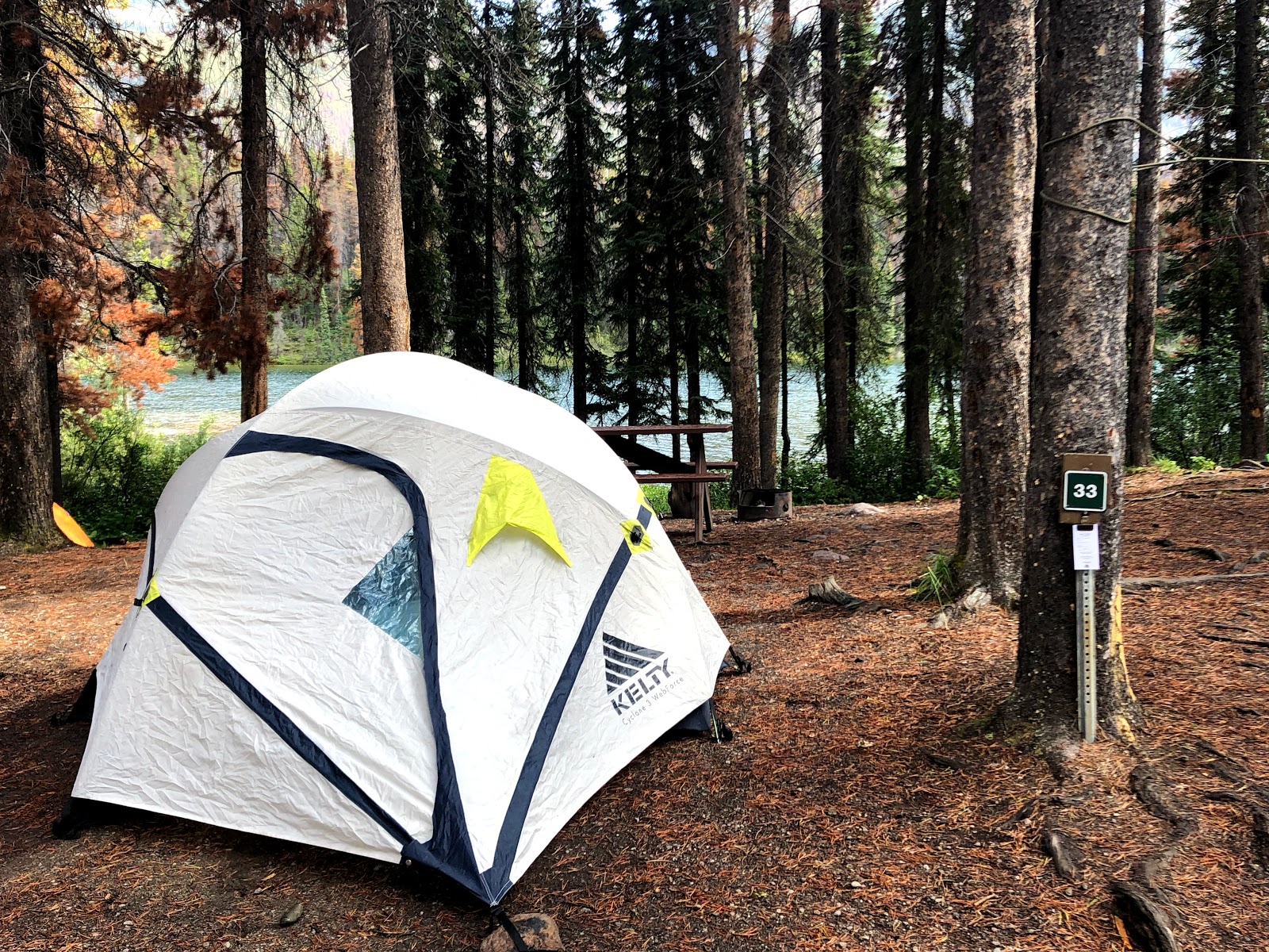 Terrain de camping Honeymoon Lake avec vues alpines