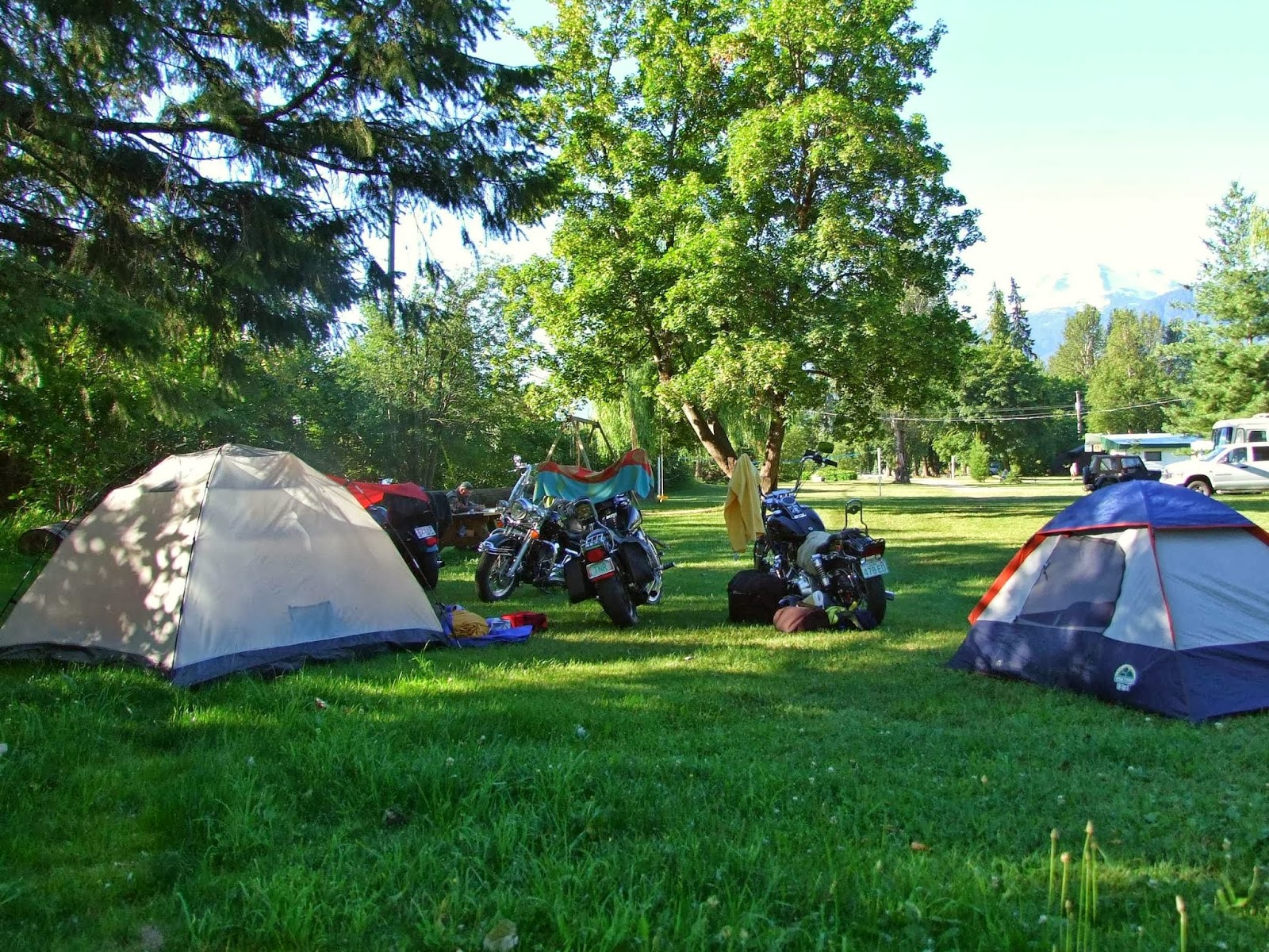 Camping Lamplighter à Revelstoke avec vues sur les montagnes