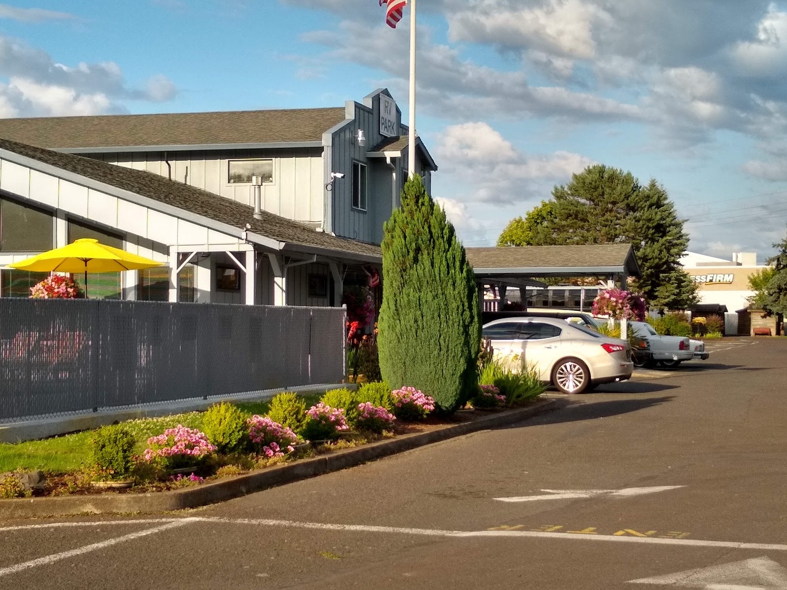 PortlandWoodburn RV Park Pictures, Features & Amenities RVezy